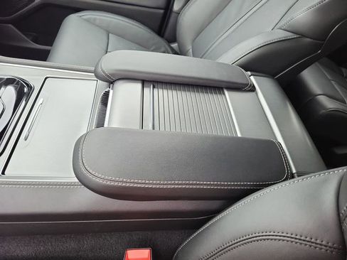 New 2026 Jeep Grand Wagoneer image 22