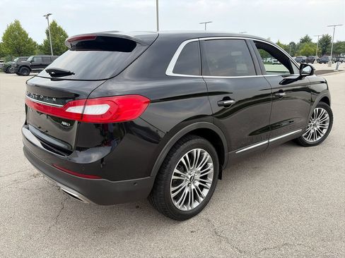 Used 2017 Lincoln MKX Reserve AWD/4WD image 7