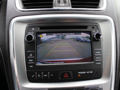 Used 2014 GMC Acadia SLT AWD/4WD image 28