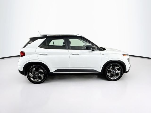 Certified 2024 Hyundai Venue Limited FWD image 9
