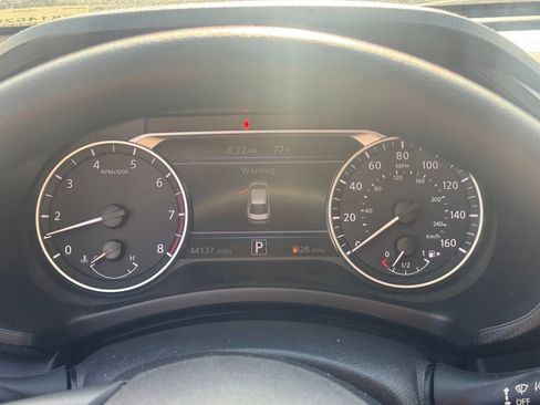 Used 2024 Nissan Sentra SV FWD image 5