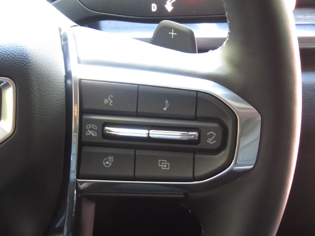 Used 2026 GMC Terrain Denali AWD/4WD image 27