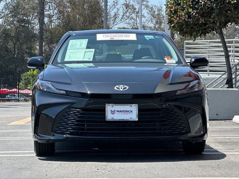 Used 2026 Toyota Camry LE FWD image 7