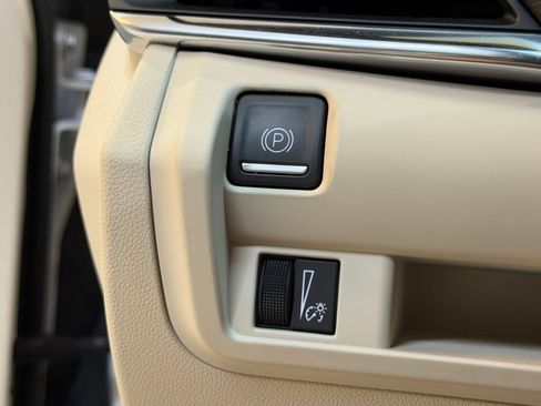 Certified 2025 Cadillac CT4 Premium Luxury RWD image 27