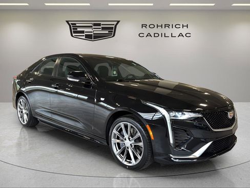 Used 2020 Cadillac CT4 Sport AWD/4WD image 4