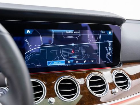 Used 2023 Mercedes-Benz E 350 4MATIC Sedan image 23