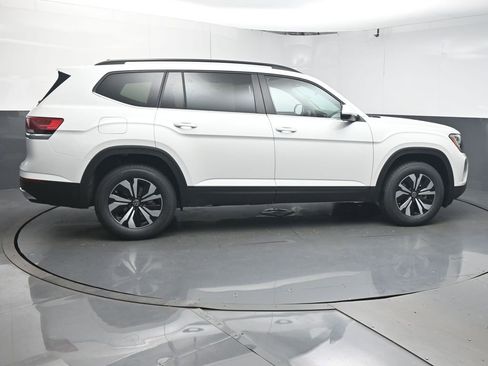 New 2026 Volkswagen Atlas SE FWD image 8