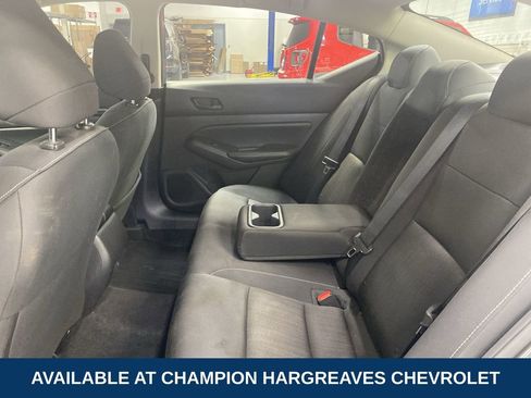 Used 2024 Nissan Altima 2.5 SV FWD image 33