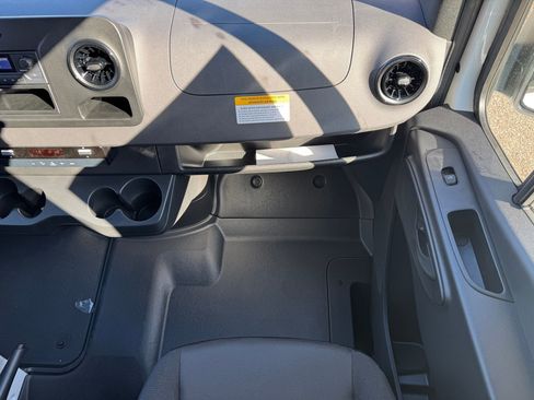 New 2026 Mercedes-Benz Sprinter 2500 image 17