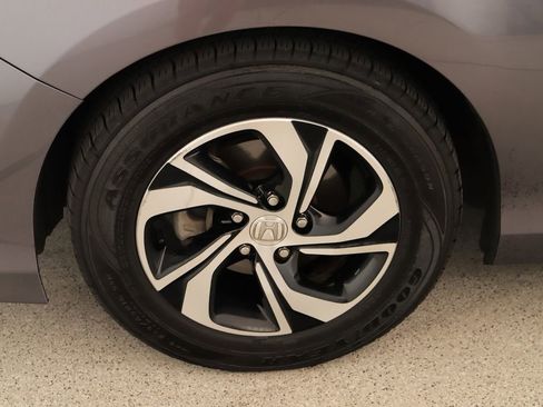 Used 2016 Honda Accord LX image 32
