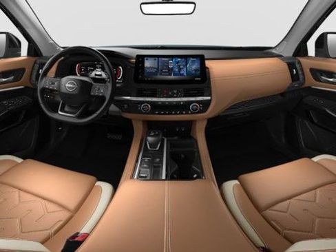 New 2026 Nissan Pathfinder Platinum FWD image 2