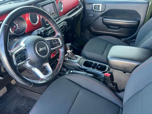 Used 2021 Jeep Wrangler Rubicon w/ Cold Weather Group image 11