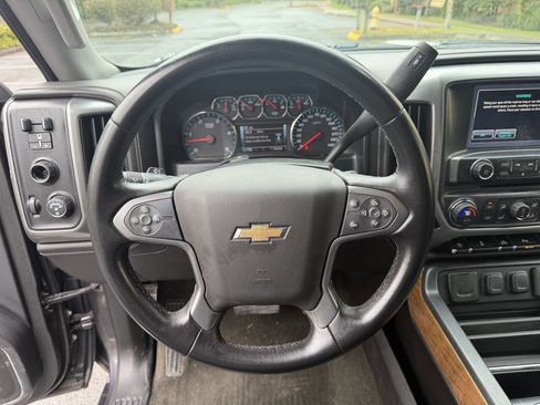 Used 2015 Chevrolet Silverado 2500 LTZ w/ Duramax Plus Package image 17