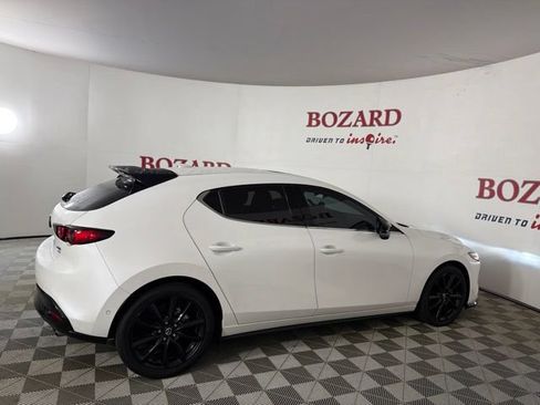 Used 2021 MAZDA MAZDA3 Hatchback w/Premium Plus Pkg AWD/4WD image 9