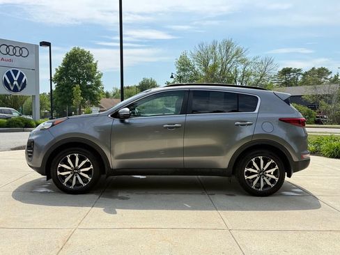Used 2018 Kia Sportage EX w/ Option Group 040 AWD/4WD image 6