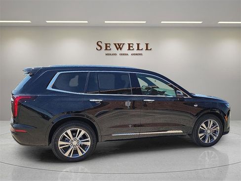 New 2025 Cadillac XT6 Premium Luxury w/ Technology Package image 6