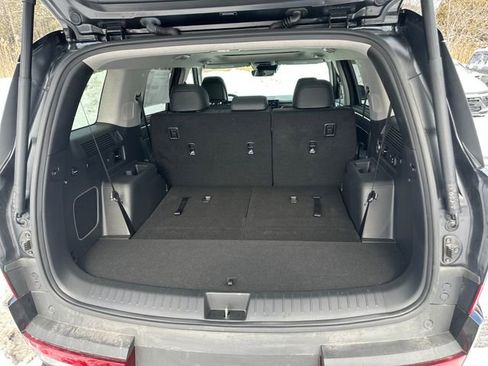 Certified 2025 Hyundai Santa Fe Limited image 22