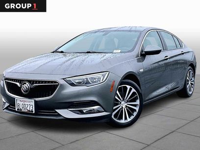Used 2018 Buick Regal Essence
