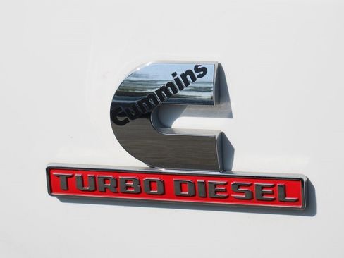 Used 2021 RAM 5500 Tradesman image 34