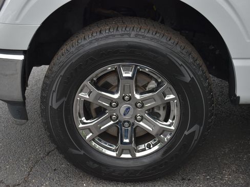 Used 2023 Ford F150 XLT w/ XTR Package AWD/4WD image 9