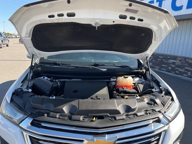 Used 2023 Chevrolet Traverse LT AWD/4WD image 23