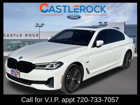 Used 2023 BMW 530e xDrive 530e iPerformance image 1
