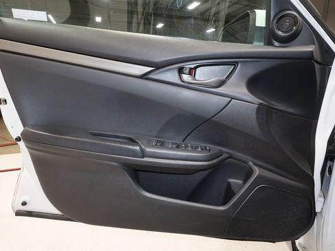 Used 2021 Honda Civic Sport image 21