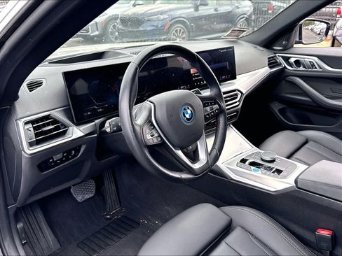 Used 2024 BMW i4 eDrive35 w/ Premium Package RWD image 17