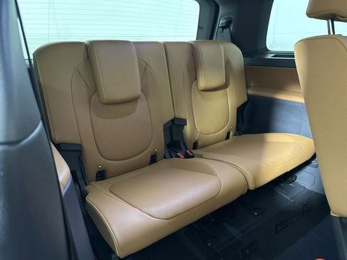 New 2025 Volkswagen ID. Buzz Pro S RWD image 16