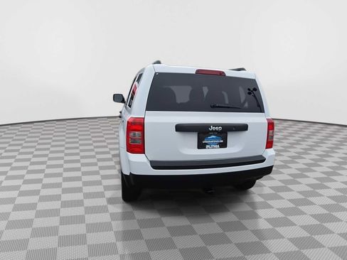 Used 2013 Jeep Patriot Sport FWD image 7