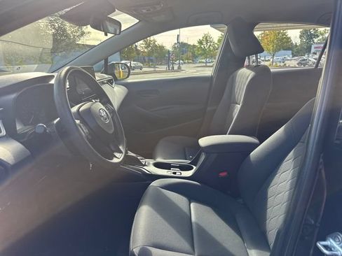 Used 2023 Toyota Corolla LE FWD image 22
