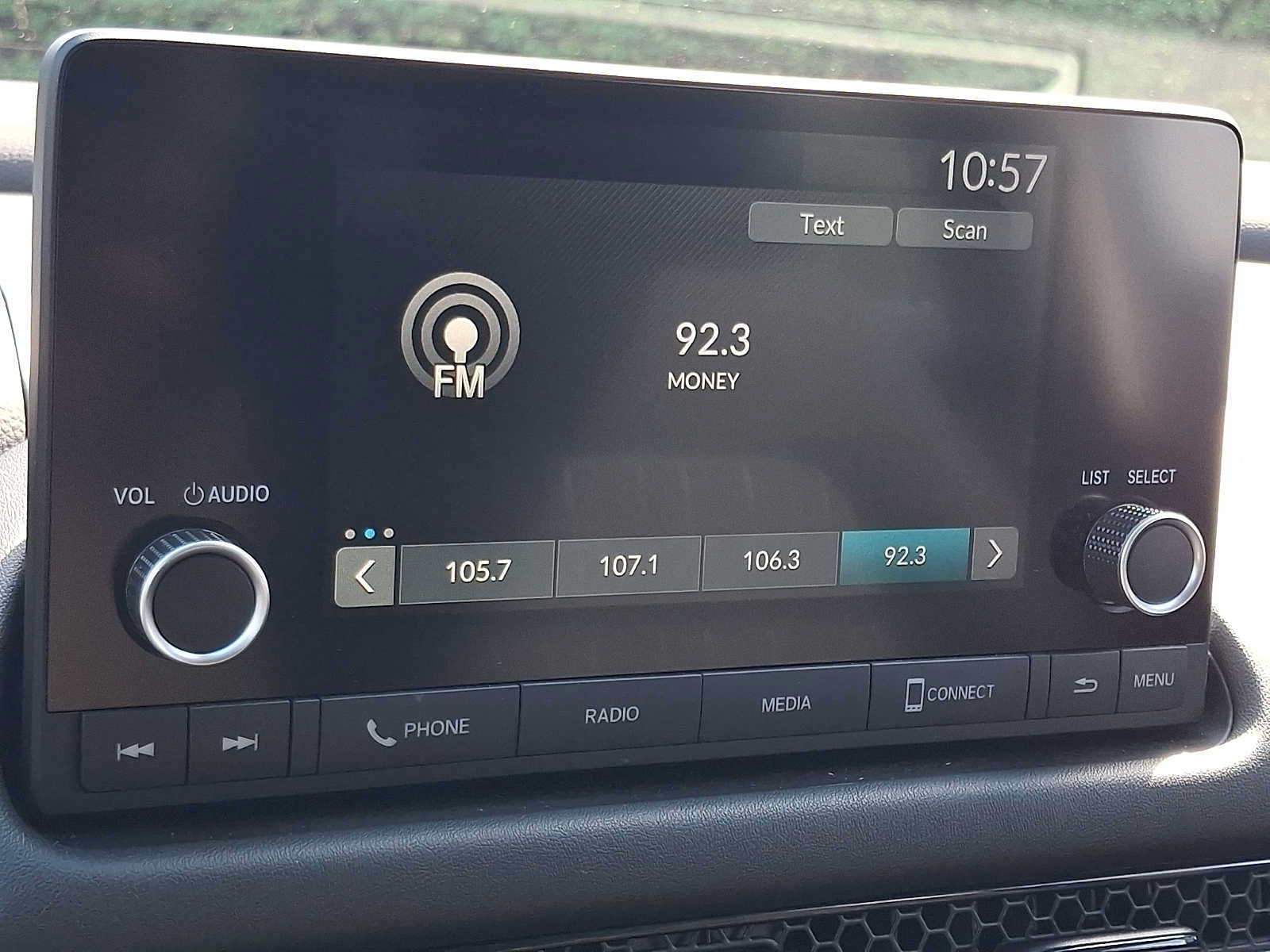 Certified 2024 Honda HR-V LX image 16