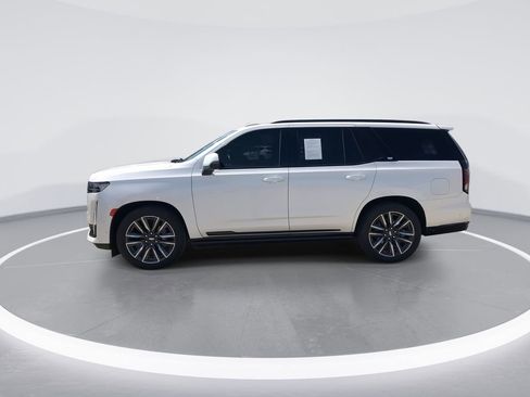 Used 2024 Cadillac Escalade Sport w/ Touring Package AWD/4WD image 5