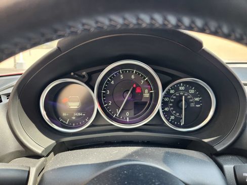 Used 2023 MAZDA MX-5 Miata Grand Touring RWD image 9