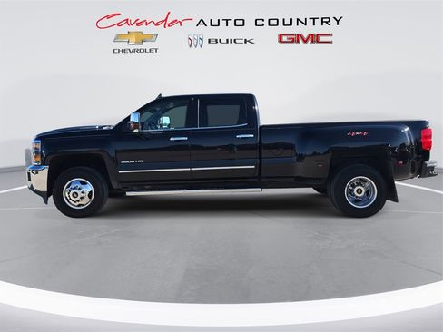 Used 2019 Chevrolet Silverado 3500 LTZ w/ Duramax Plus Package image 8