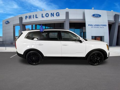 Used 2022 Kia Telluride SX w/ SX Prestige Package AWD/4WD image 6