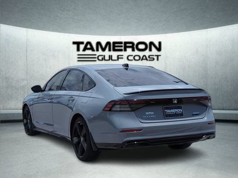 Used 2024 Honda Accord Sport image 3