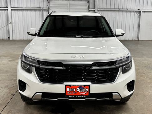 Used 2025 Kia Seltos S FWD image 2