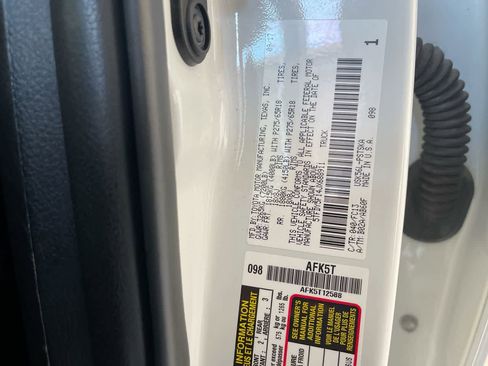 Used 2018 Toyota Tundra SR5 image 27