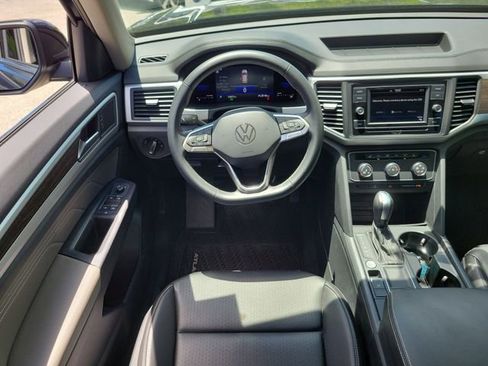 Used 2022 Volkswagen Atlas SE FWD image 14