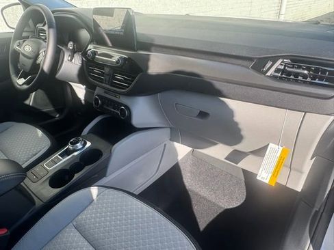 New 2026 Ford Escape Active w/ Cold Weather Package AWD/4WD image 18