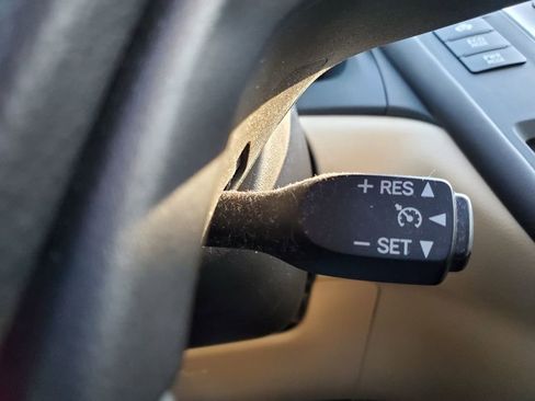 Used 2011 Lexus HS 250h image 18