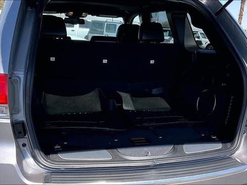 Used 2014 Jeep Grand Cherokee Limited RWD image 32