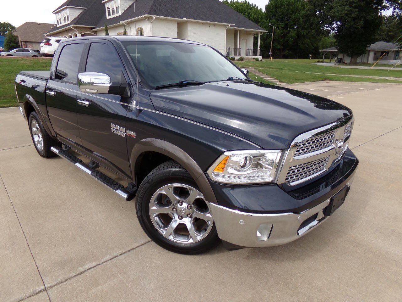 Used 2017 RAM 1500 Laramie w/ Convenience Group RWD image 14