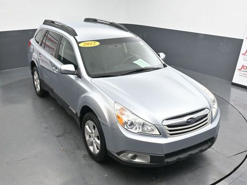 Used 2012 Subaru Outback 2.5i Premium image 28