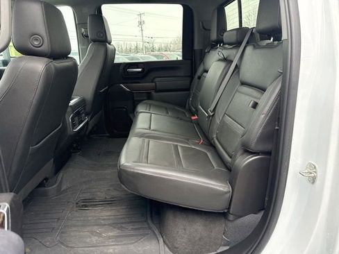 Used 2023 GMC Sierra 3500 Denali w/ Denali Ultimate Package image 34