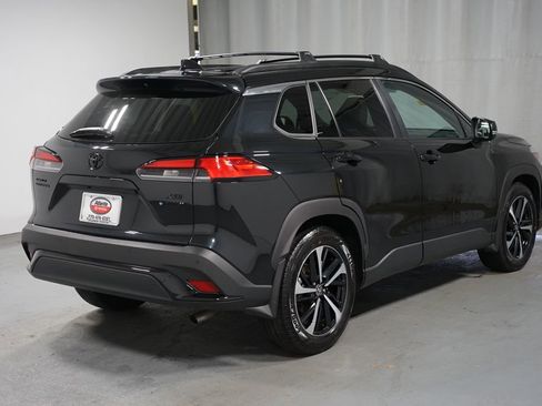 Certified 2025 Toyota Corolla Cross AWD Hybrid image 8