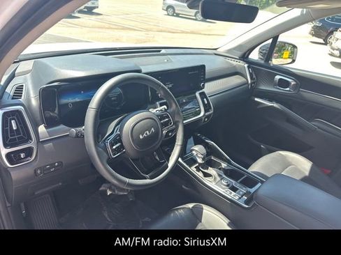 Certified 2023 Kia Sorento SX FWD image 7