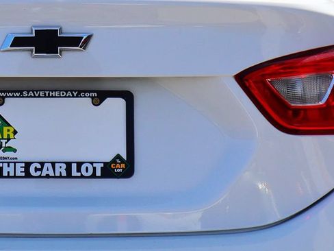 Used 2018 Chevrolet Cruze LS FWD image 20