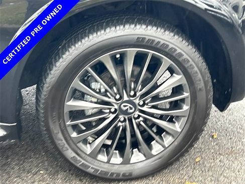 Certified 2024 INFINITI QX80 Premium Select w/ Cargo Package image 9